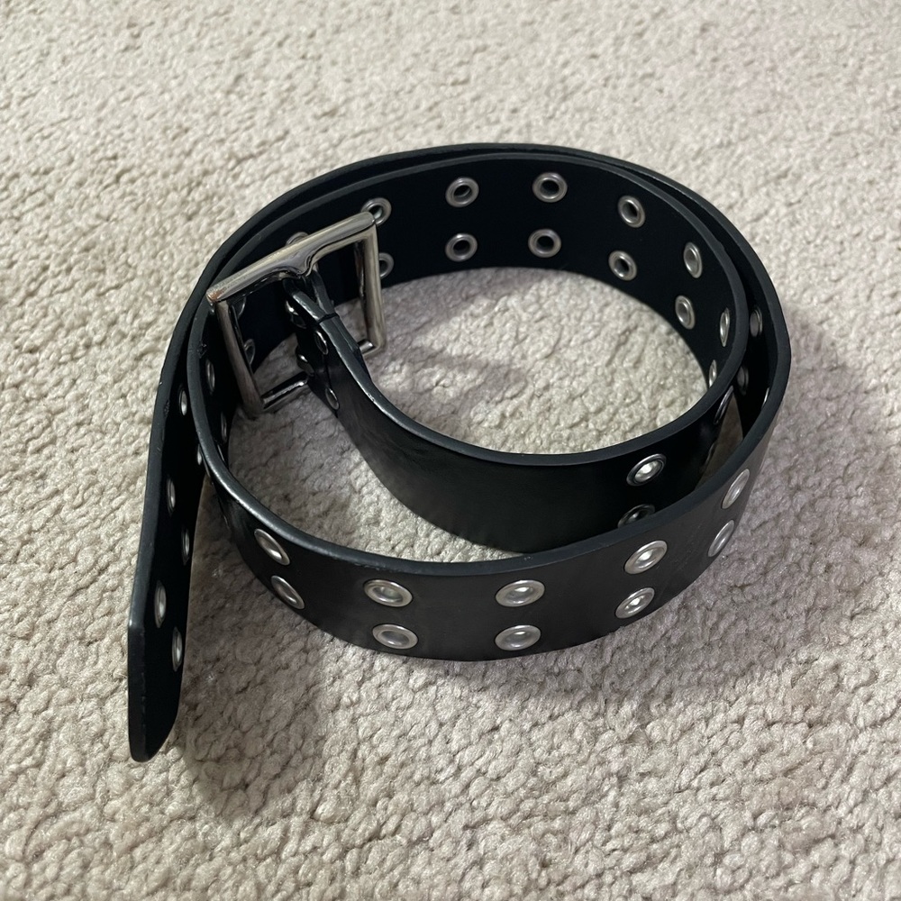 Urban Outfitters Square Double Prong Belt